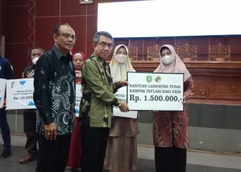 Bupati Kutim Ardiansyah Sulaiman menyatakan dengan terjadinya inflasi yang diakibatkan kenaikan harga Bahan Bakar Minyak (BBM) subsidi
