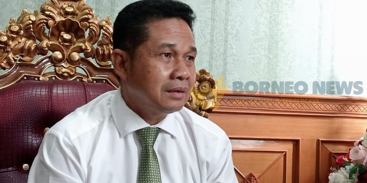 Ketua DPRD Kutim Joni
