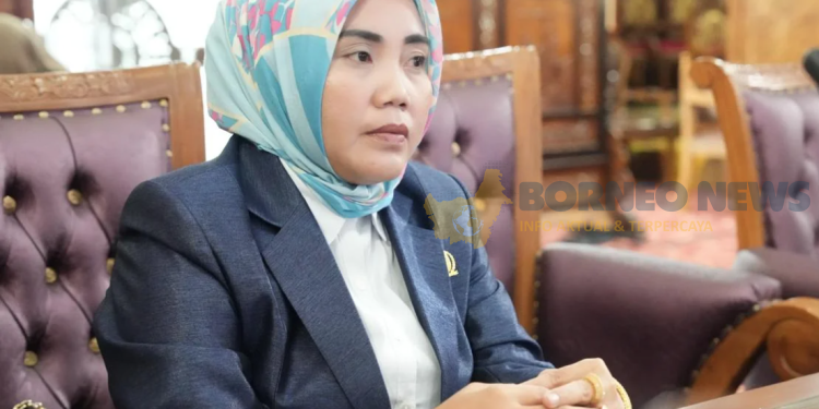 Solusi Kreatif Overload PPDB, Leni Angriani Usulkan Kembali Sekolah Online untuk SLTA di Kutim