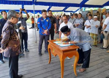 Pemkab Kutai Timur Serahkan 34 Ambulans untuk Tingkatkan Layanan Kesehatan